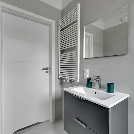 Apartment Sw Piotra W Gdyni By Grand *